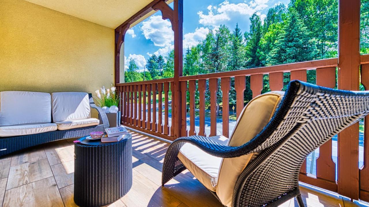 Apartamenty Centrum - Wyszynskiego 9 By Royal Aparts Świeradów-Zdrój Buitenkant foto